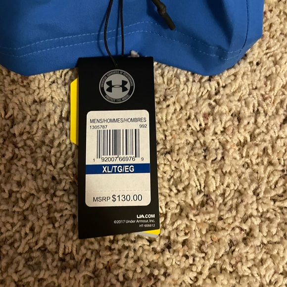 Waterproof Under Armour Loose Rain Jacket Shell - Picture 4 of 4